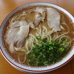 ラーメン げんこつ家 - ラーメン大盛　\650