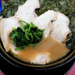 家系ラーメン 王道家 - 麺が見えません