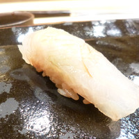 すし匠 - マコガレイ