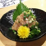 俺の魚を食ってみろ!! - 真鯛のなめろう。サービスしていただきました。