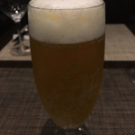 キャトルラパン - まずはビールで渇きを癒さなければ(*ﾟ∀ﾟ*)