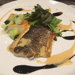 キャトルラパン - 鯛のソテーのビネガー 野菜添え