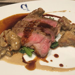 キャトルラパン - 牛のリブロースとポルチーニ リードボーの煮込み