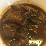 麺や すずらん亭 - 今日の裏メニュー
      牛スジ煮込みシチュー