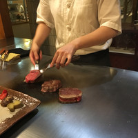 ステーキハウスはまだ - 
