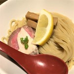 麺屋 翔 - 鶏白湯つけ麺790円中盛50円近景｡麺屋 翔 本店｢愛の貧乏脱出大作戦｣