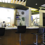 麺屋 神鳴 - 喫茶店ぽいカウンター