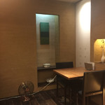 蕎麦 流石 - 室内は和風の木を活かした作り
                                品が良いです