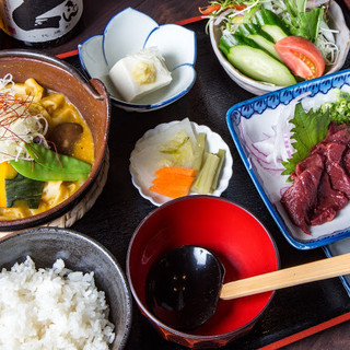 郷土料理とお食事処 赤富士_2