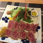 三馬力＋1/2 - 絶品ローストビーフ、柔らかくあまい。