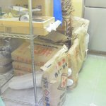 製麺室、内麦が並びます。