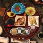 郷土料理がたっぷり