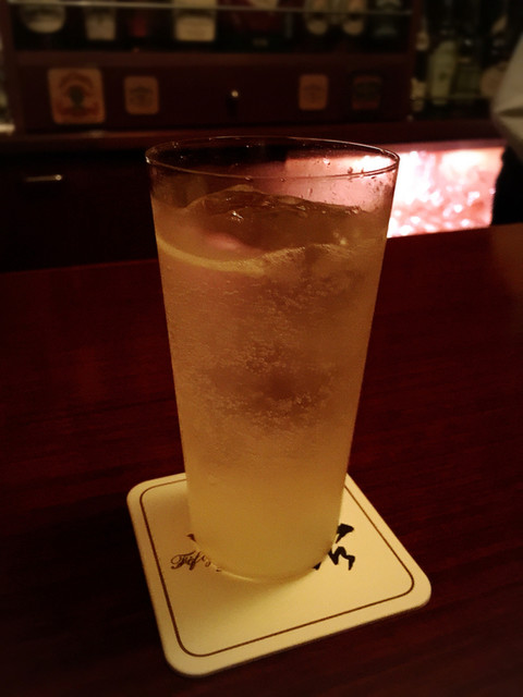 BAR 52nd（フィフティセカンドバー）八戸の大人の隠れ家バー