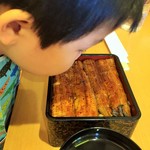 うな明 - どれどれ･･･