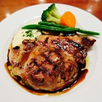 ル・リオン - 国産豚肩ロースのグリエ ソースバルサミコ