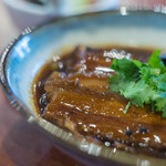 龍昇房 - "霉菜扣肉（からしなぶたばらむし）"