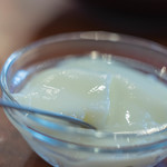 龍昇房 - ”杏仁豆腐（きやうにんどうふ）”