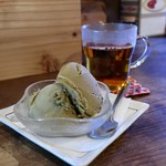 灯 - 抹茶アイス