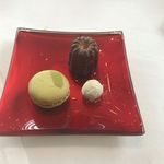 レストラン タテル ヨシノ 銀座 - 小菓子