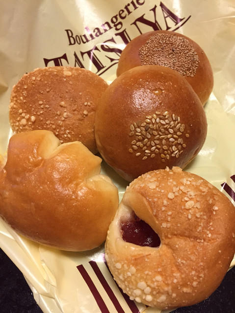 焼き立てパン工房 タツヤ パル店 Boulangerie Tatsuya 鰺ケ沢 パン 食べログ