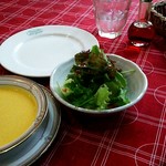 Torattoria Manjare - 先出し スープ & サラダ
