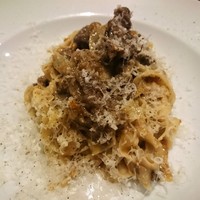 リストランテ ハナタニ - Primo Piatto　牛肉の赤ワイン煮込みのパスタ　手打ち タリアテッレ