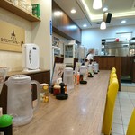 金沢ロイヤルカレー絆 - 店内（カウンター）