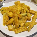 延明 - 咸蛋黄焗南瓜（味付け卵黄とカボチャの炒め）