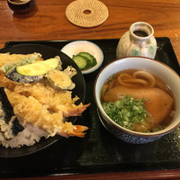 美々卯 本町店 - 