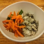 多可能 - お通し　焼き太刀魚のほぐし身