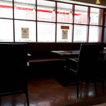 オステリア　ピッカンテ　ウノ - 店内