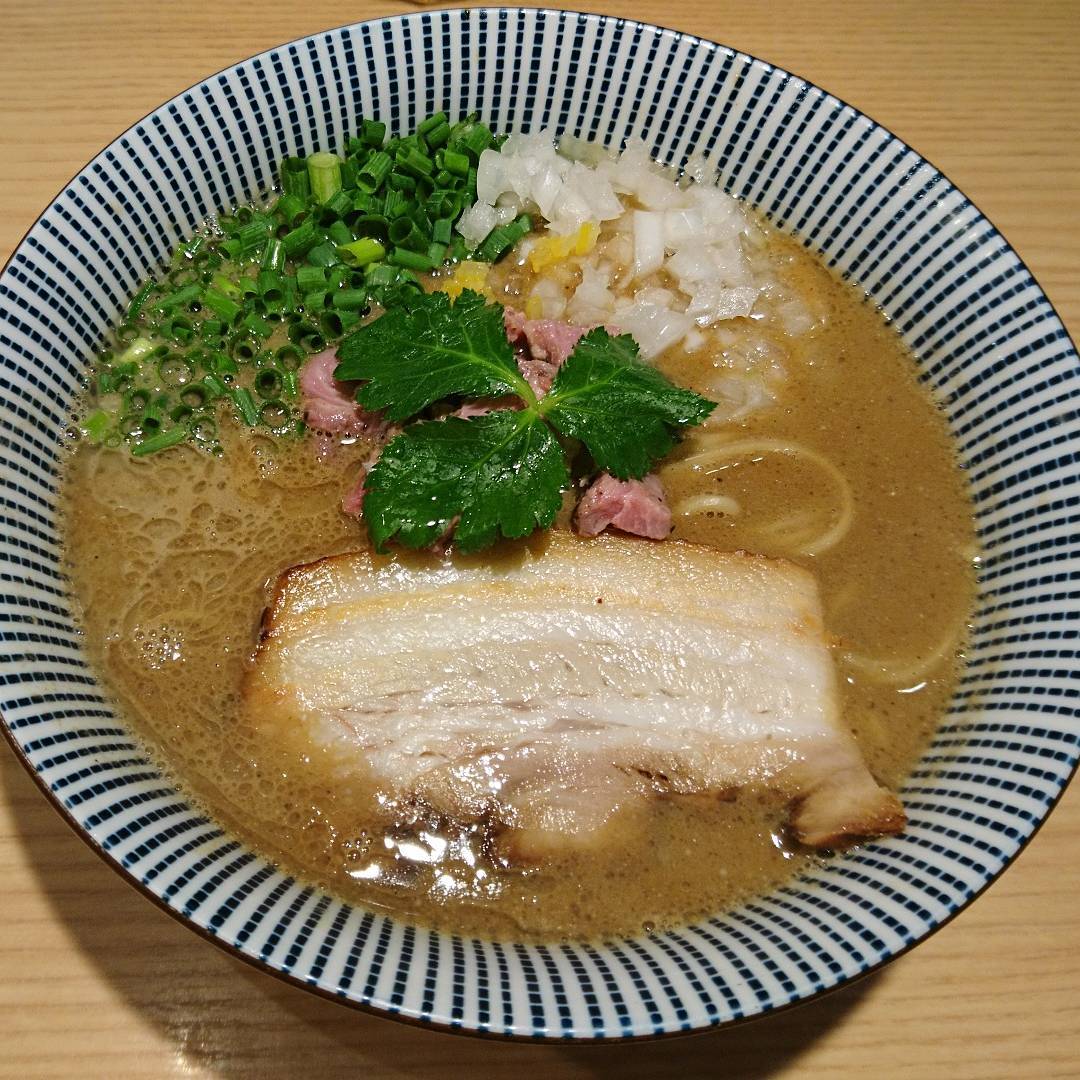 『【後楽園】ラムラーメンは美味しい！！』by whoiskawakami : 自家製麺 MENSHO TOKYO - 後楽園/つけ麺 [食べログ] 【後楽園】... 