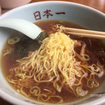 日本一食堂 - ミニラーメンの麺