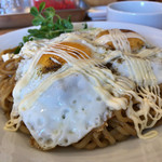 スパイスとお肉の料理店 ミナトン - スパイシー焼きそば