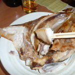 得一 - ハマチのカマ。裏返しにして、頂きます。