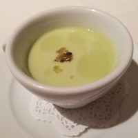 ヌガ - 枝豆とブロッコリーの冷たいスープ ミニサイズ