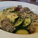 イタリア食堂amico - 栃尾産ズッキーニとサルシッチャのベベロンチーノ