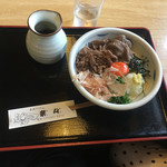 手造りうどん 楽々 - 和牛肉ぶっかけ(冷)