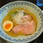 麺屋たくみ 駅前店 - たくみラーメン：800円