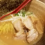 ほんまもん 和歌山ラーメン めん盛屋 八両 - 