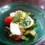 かたつむり - 桃とチーズ