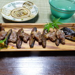 かたつむり - 猪のほほ肉と茸のソテー