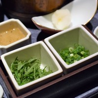 まるや本店 天白本店 - 薬味（名古屋コーチンの西京焼き御膳）