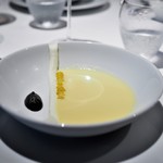 レフェルヴェソンス - マイグレーション〜　とうもろこしの冷たいスープと発酵乳、モーレネグロ