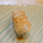 Sushi ooneda - 北寄貝の炙り