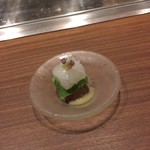 くずし鉄板 あばぐら - 浜坂産　白いかと巨峰のぬた和え