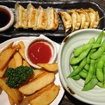大衆居酒屋 どう銅 - 焼き餃子、揚げ餃子、ポテトフライ、枝豆
