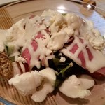 おおがみ - 2017/8 鴨ロースとチーズのサラダ680円