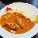 骨付チキンカレー680円