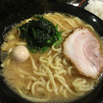 池袋商店 - ラーメン並(680円)